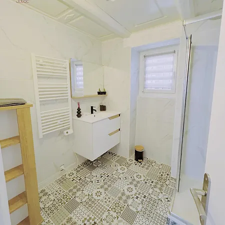 A L'alsacienne ! Experience Alsacienne A Quelques Minutes De Strasbourg アパート イルキルシュ＝グラファンスタデン